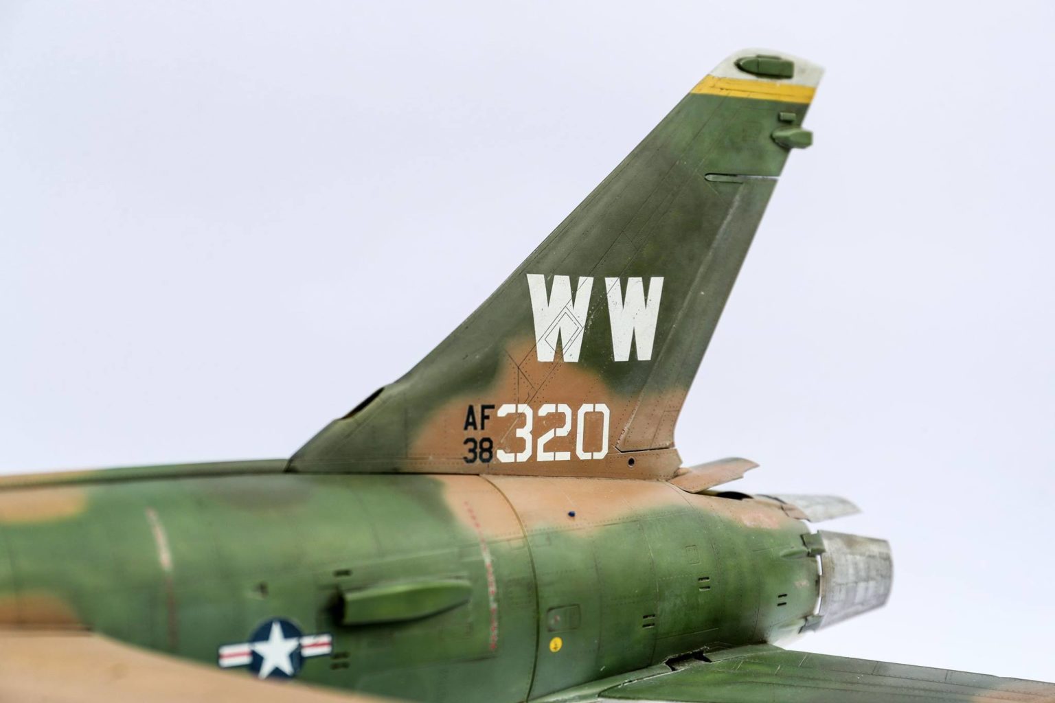 Republic F-105 Thunderchief - Model Aces